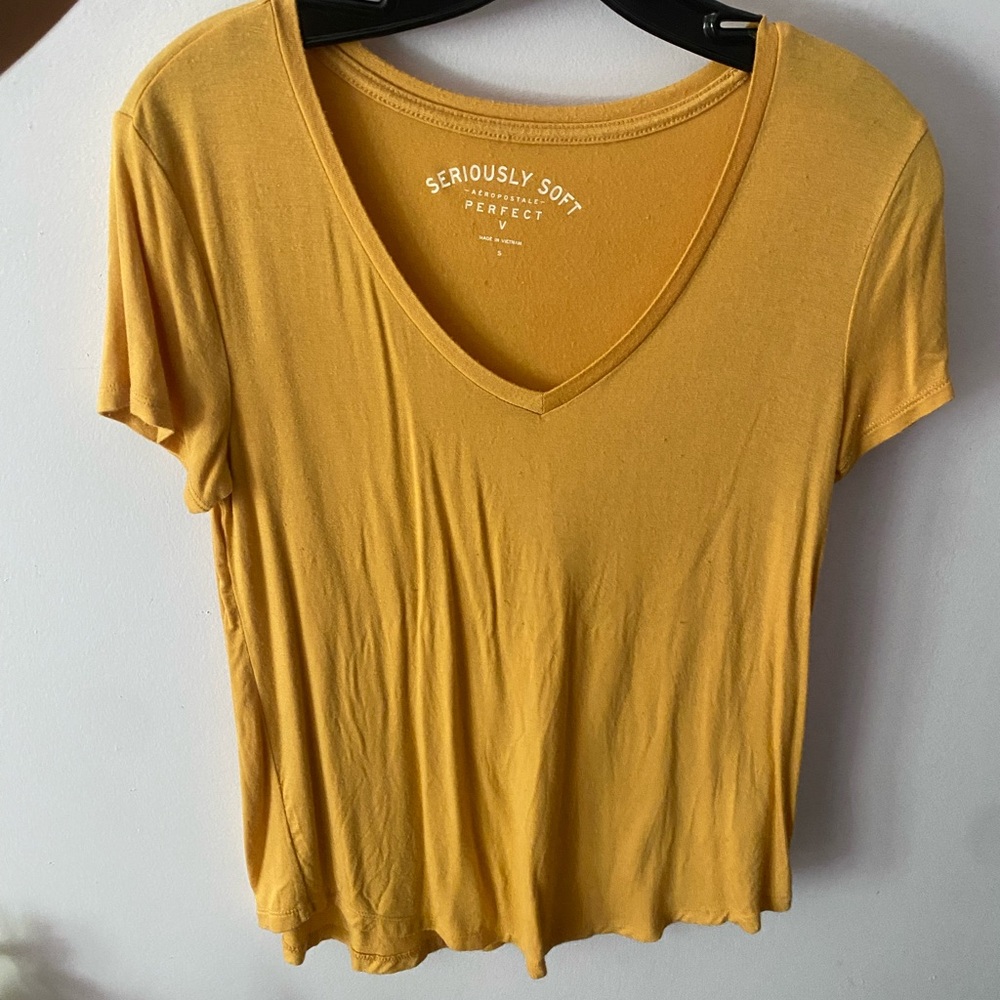 Aeropostale V-Necks (2 pack)